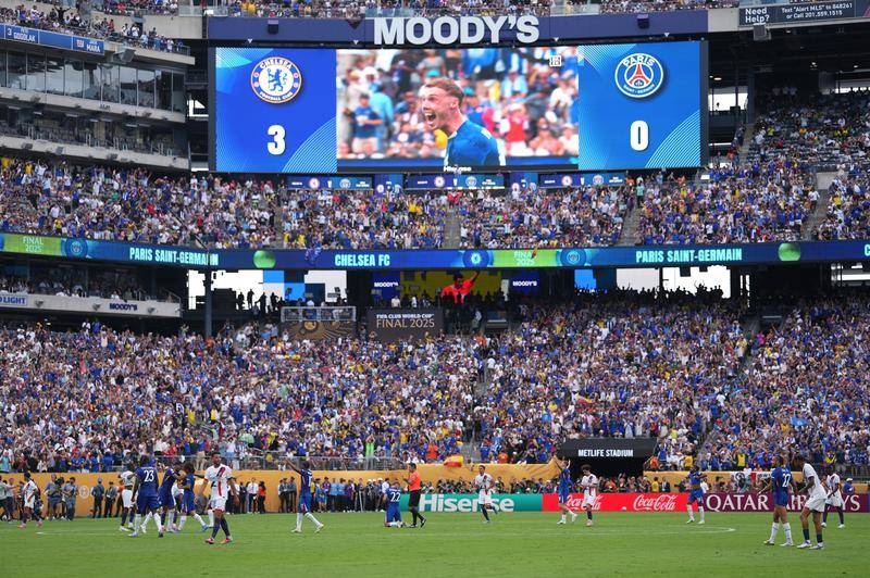 皇冠足球平台代理_英超前瞻:利物浦有懈可击 新赛季军枪城车四队争冠