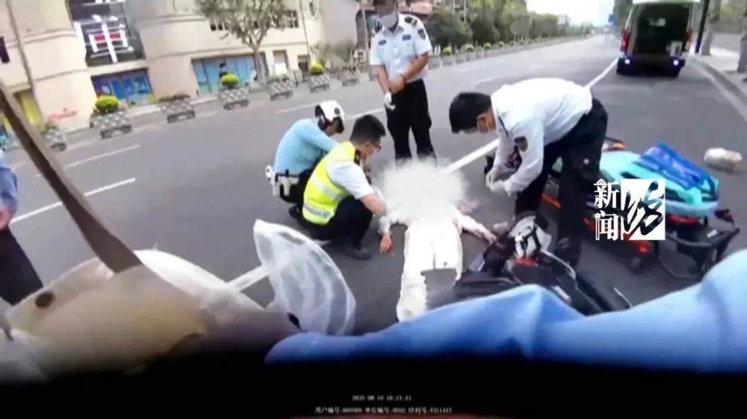 皇冠信用盘账号
_上海街头一女子突然倒地皇冠信用盘账号
,满脸是血!很多人用过,已致多起意外!赶快赶快