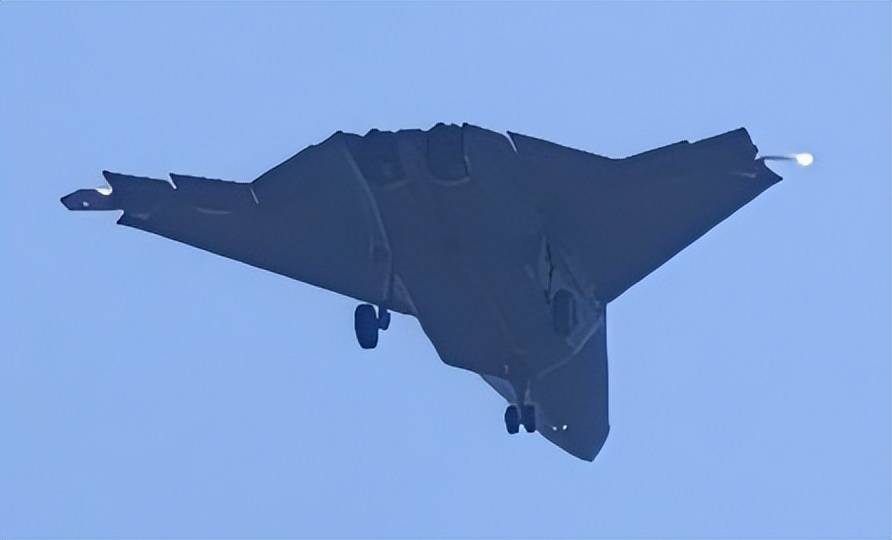 怎么注册皇冠信用盘_无空速管怎么注册皇冠信用盘，疑似第二架歼-50：美国精神胜利法，新六代机东亚决战