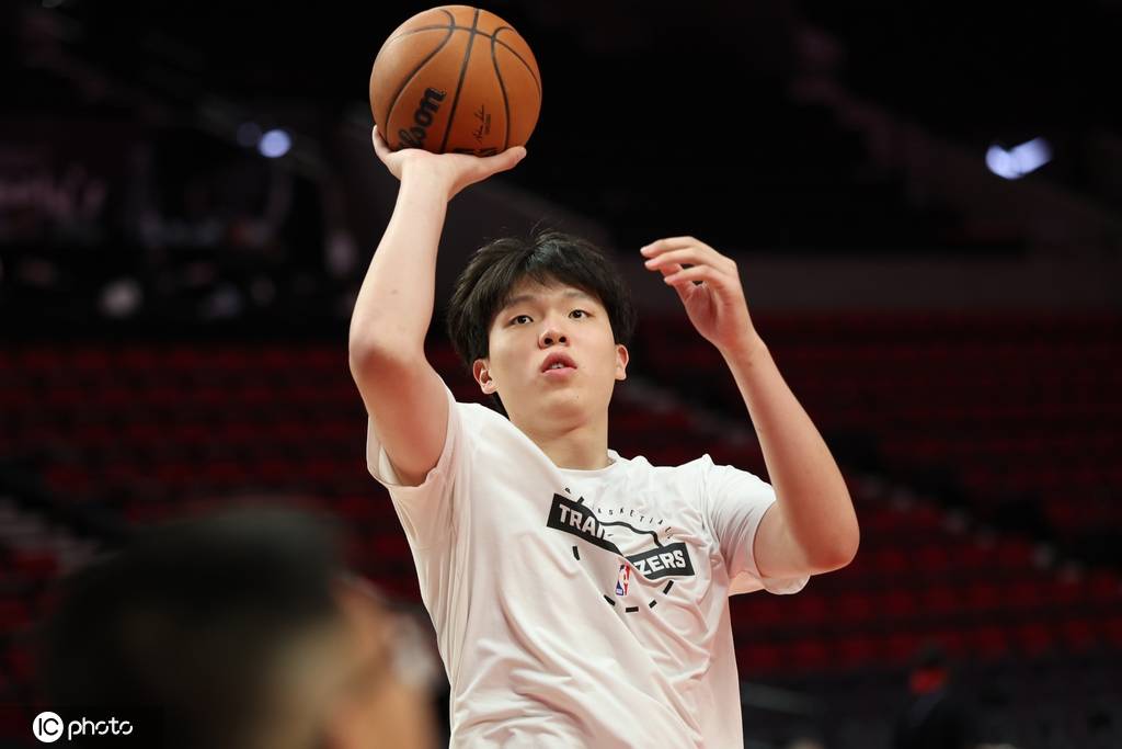 奥兰多魔术 vs 芝加哥公牛
_不让上场也不下放G联赛 杨瀚森被逼入最痛苦境地奥兰多魔术 vs 芝加哥公牛
？