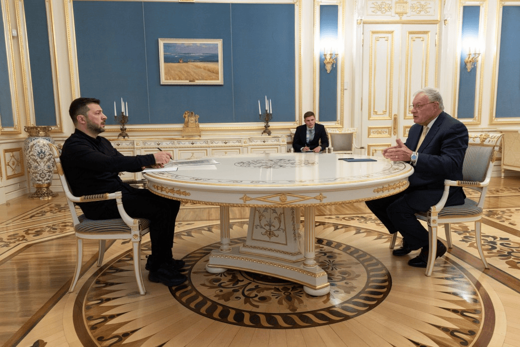 ‌阿根廷足球
_美特使：俄乌和谈进入“最后10米” 顿巴斯和核电站归属是关键