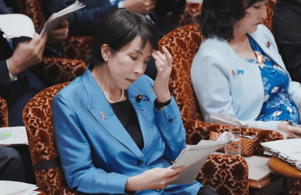 玻利维亚vs苏里南
_中方甩出录音铁证玻利维亚vs苏里南
，高市早苗一句反驳的话也说不出，日本内部风向开始变动！