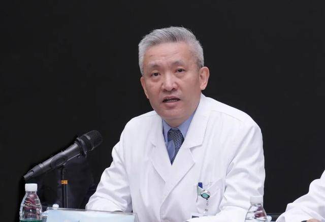 皇冠登3新2管理
_北京市委决定：袁进任首都医科大学附属北京同仁医院院长