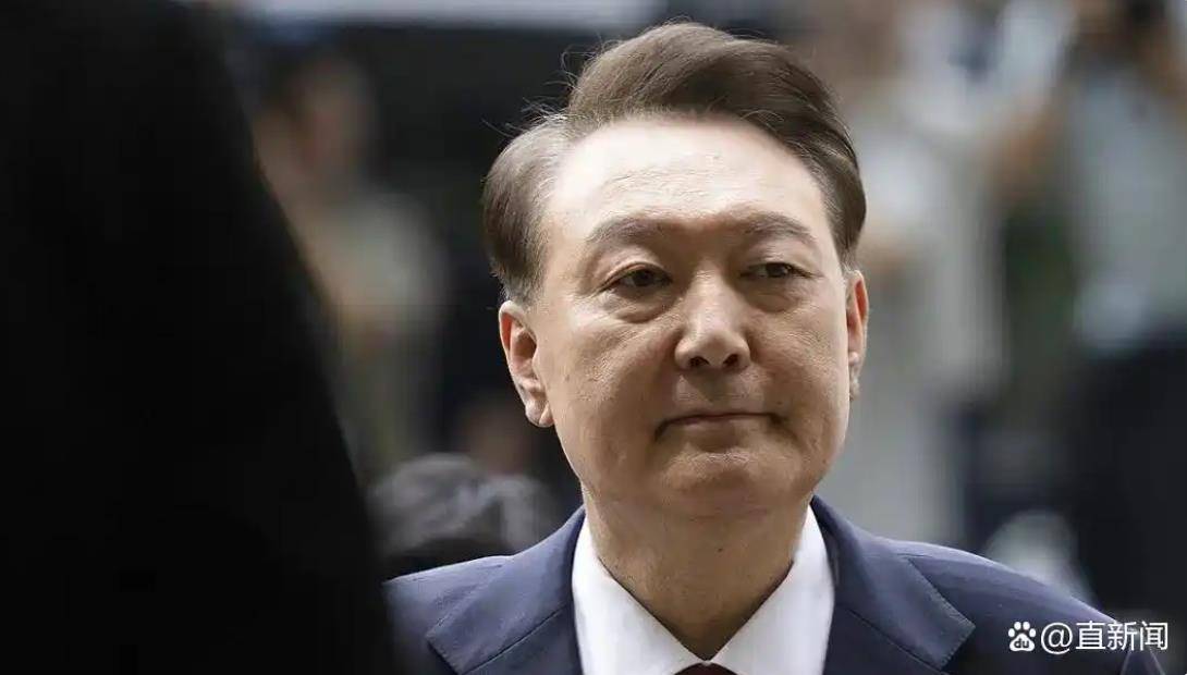 皇冠信用网登123出租
_照片曝光!尹锡悦曾修建“秘密通道”掩盖“上班迟到”皇冠信用网登123出租
,此前他多次被批“上班迟到下班卡点”、一个月曾迟到10次