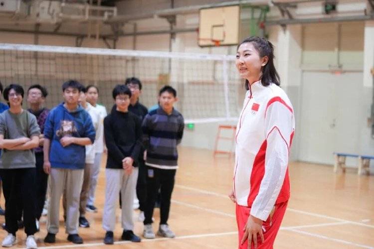 皇冠信用网怎么开账号_奥运冠军、前中国女排队长袁心玥皇冠信用网怎么开账号，入职南开大学