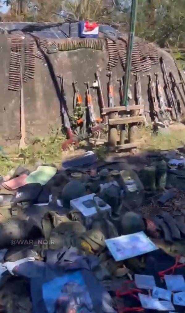 正版皇冠信用网代理_不给洪森父子拼命正版皇冠信用网代理,柬军跑了:泰国缴获中械摆一地,越南武器参战