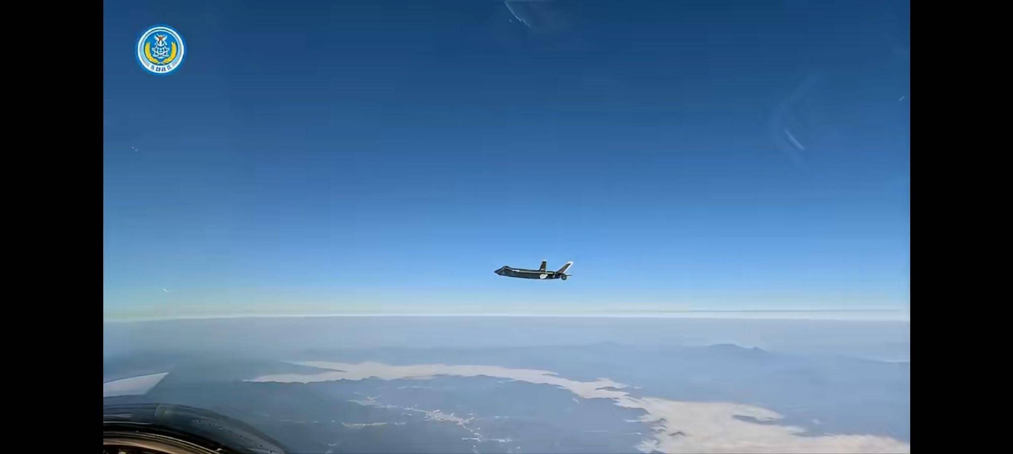 介绍个信用网网址_歼-20首次与台岛合影介绍个信用网网址,F-16V毫无踪迹:台军撒谎锁定解放军预警机