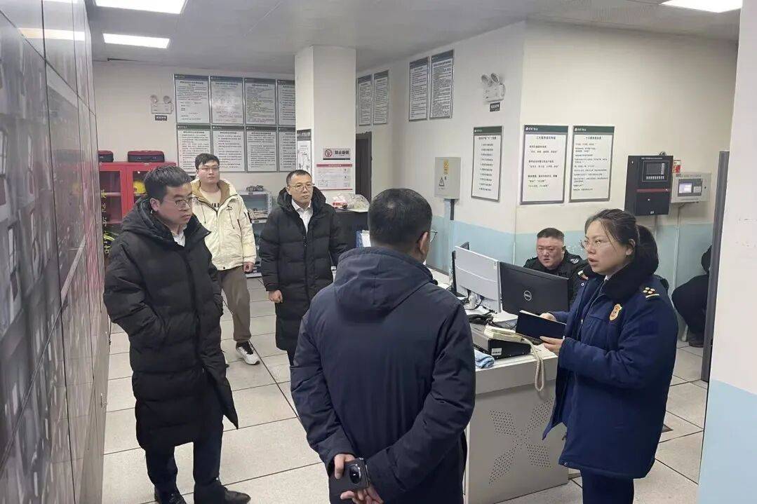 皇冠app
_【高层建筑专项整治】大连市金普新区持续开展高层建筑隐患排查整治行动