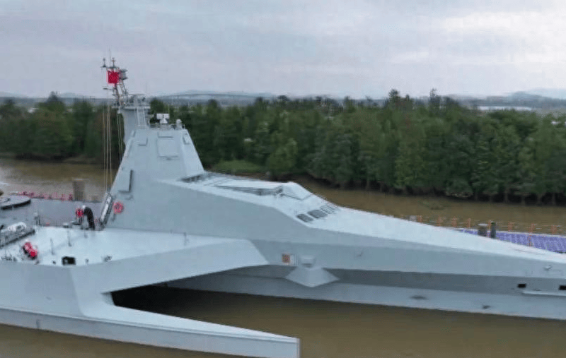 皇冠信用网登2_中国“微型小航母”亮相皇冠信用网登2，乌克兰媒发现不对劲：在做全面战争准备