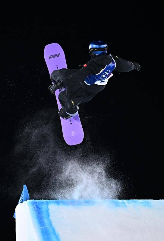 皇冠信用网怎么租_冬奥会单板大跳台预赛：苏翊鸣绝境逆转 葛春宇杨文龙出局