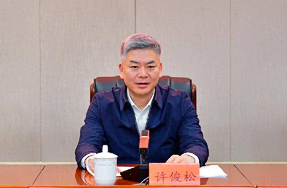 世界杯皇冠平台_贵阳市委政法委书记许俊松世界杯皇冠平台，已任贵州省民政厅党组书记