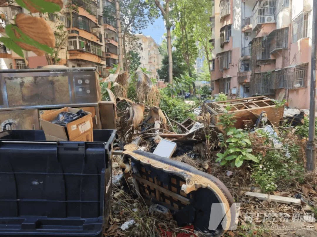 皇冠体育App下载
_搬走数年后皇冠体育App下载
,有业主搬回30年的老房子,深圳罗湖布心花园旧改走向何方?